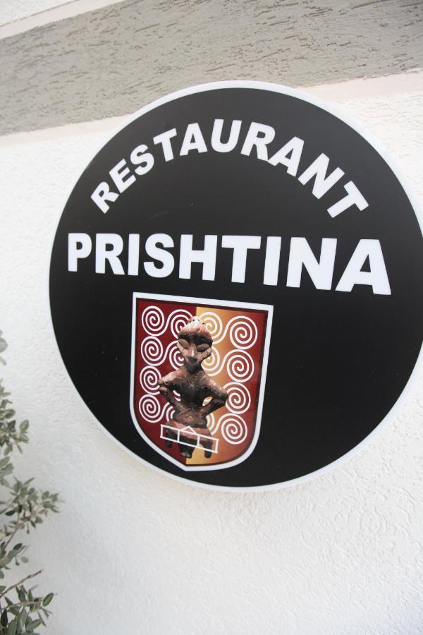 Hotel Prishtina Sarandë Exteriör bild