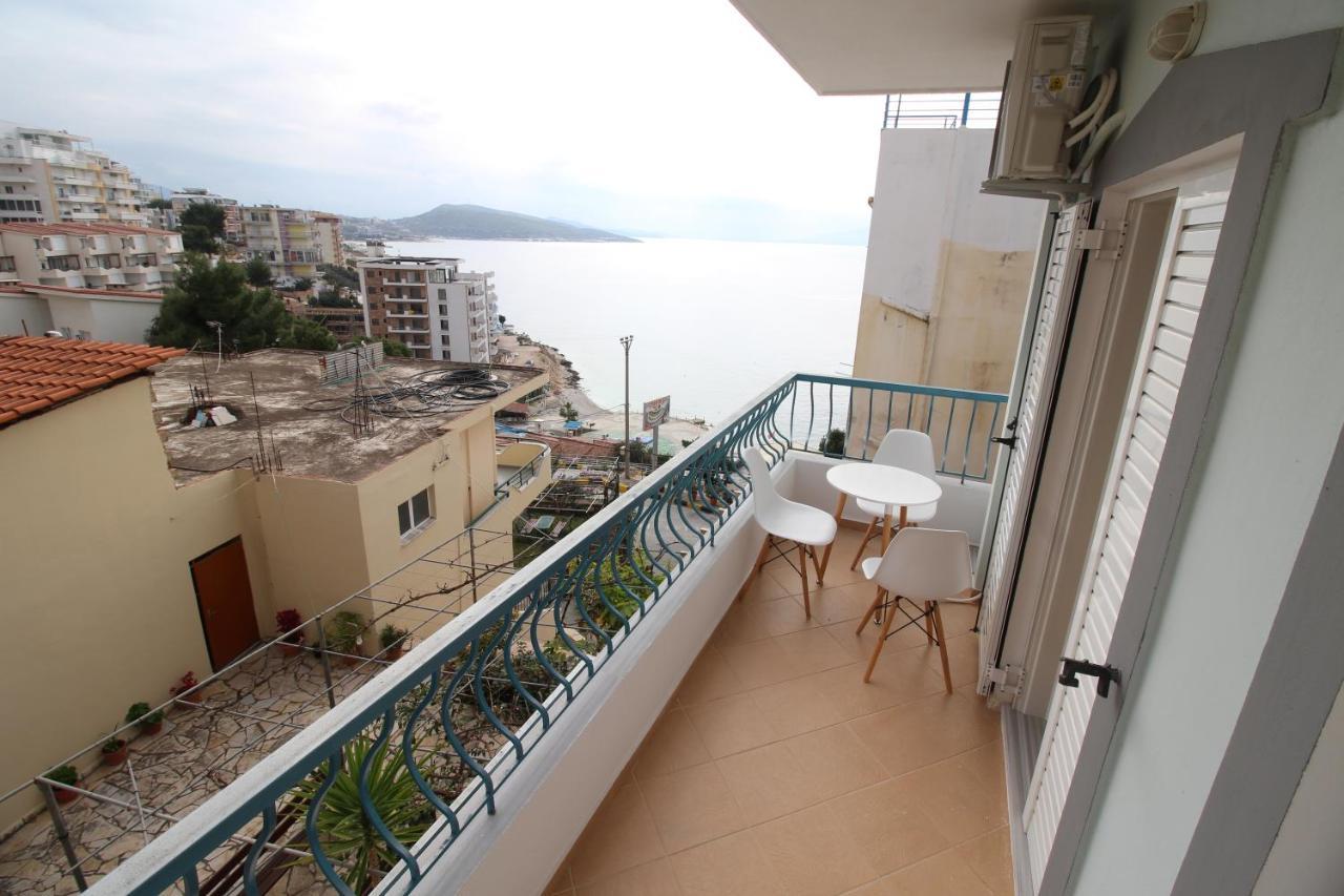 Hotel Prishtina Sarandë Exteriör bild
